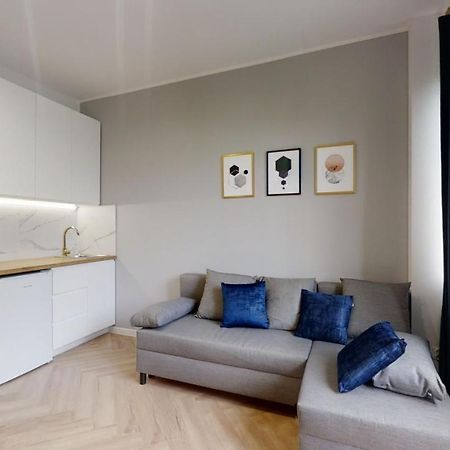 Grabowska 8 By Homeprime Warsawa Bagian luar foto